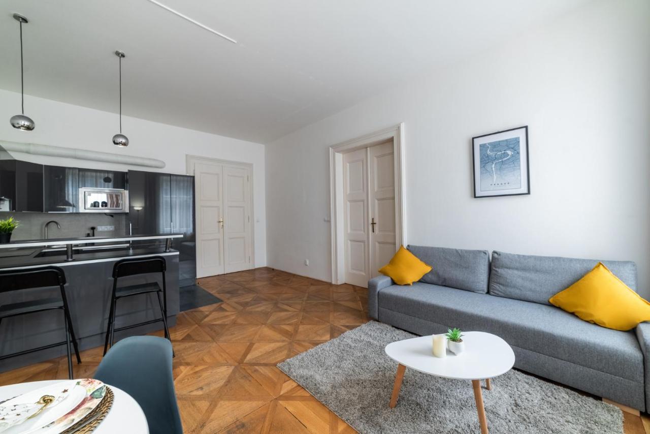 Exclusive Apartment Near Kafka'S Head Prague Exterior photo